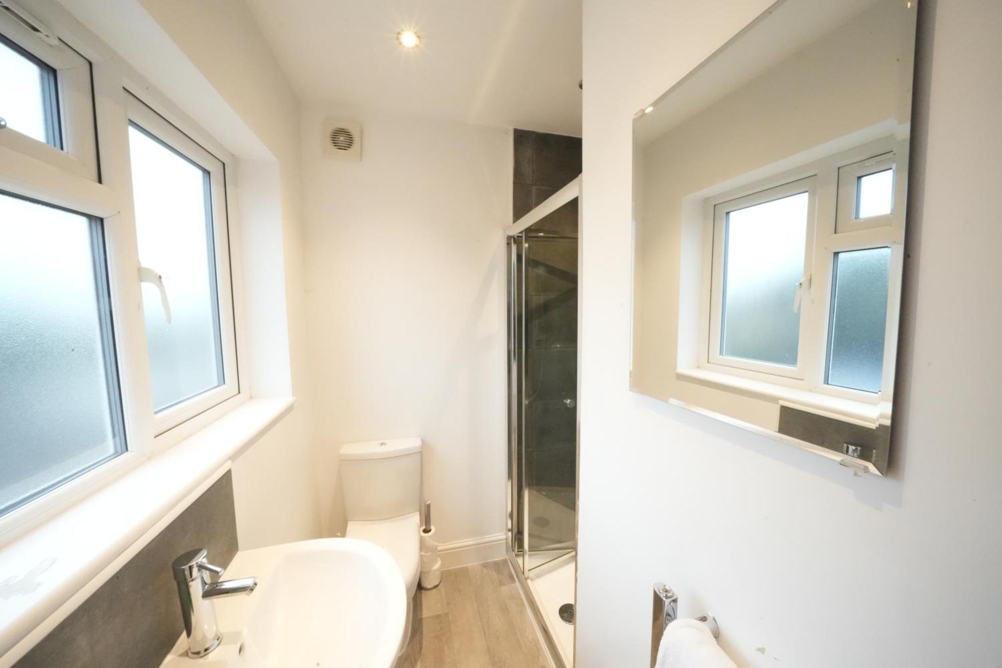 Grand Airport Ensuites Harmondsworth Eksteriør bilde