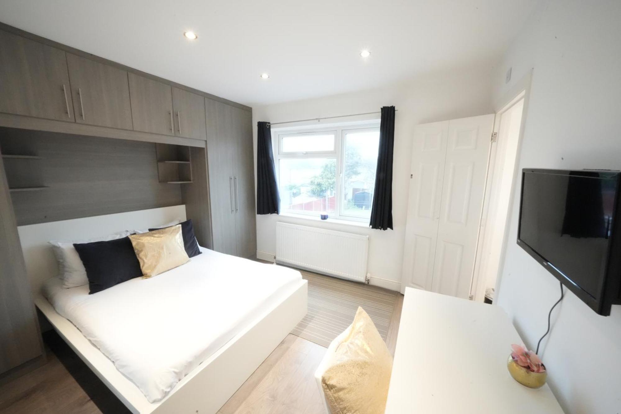 Grand Airport Ensuites Harmondsworth Eksteriør bilde