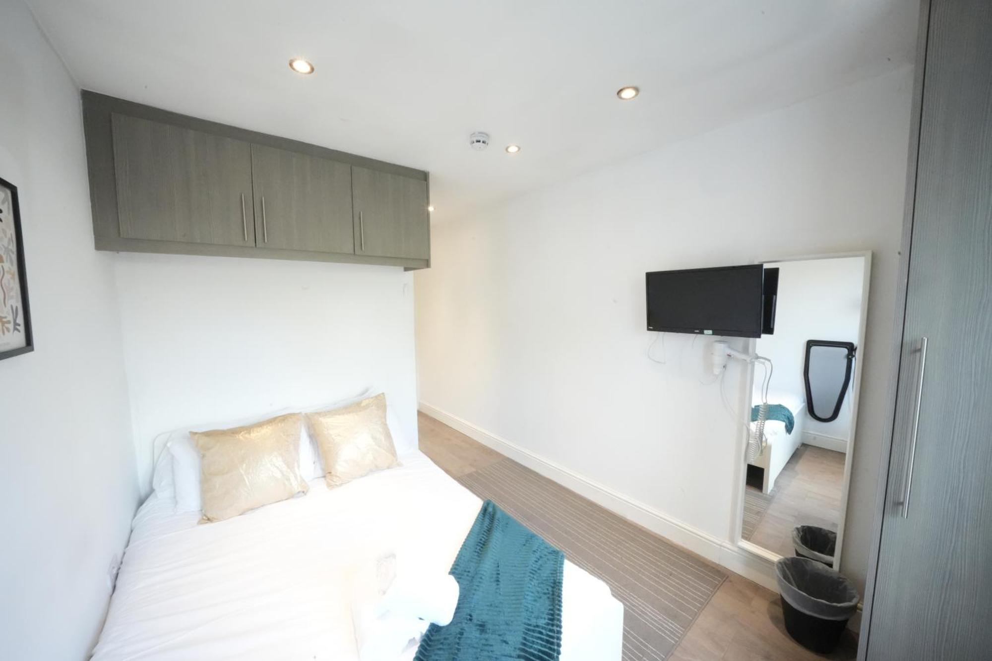 Grand Airport Ensuites Harmondsworth Eksteriør bilde